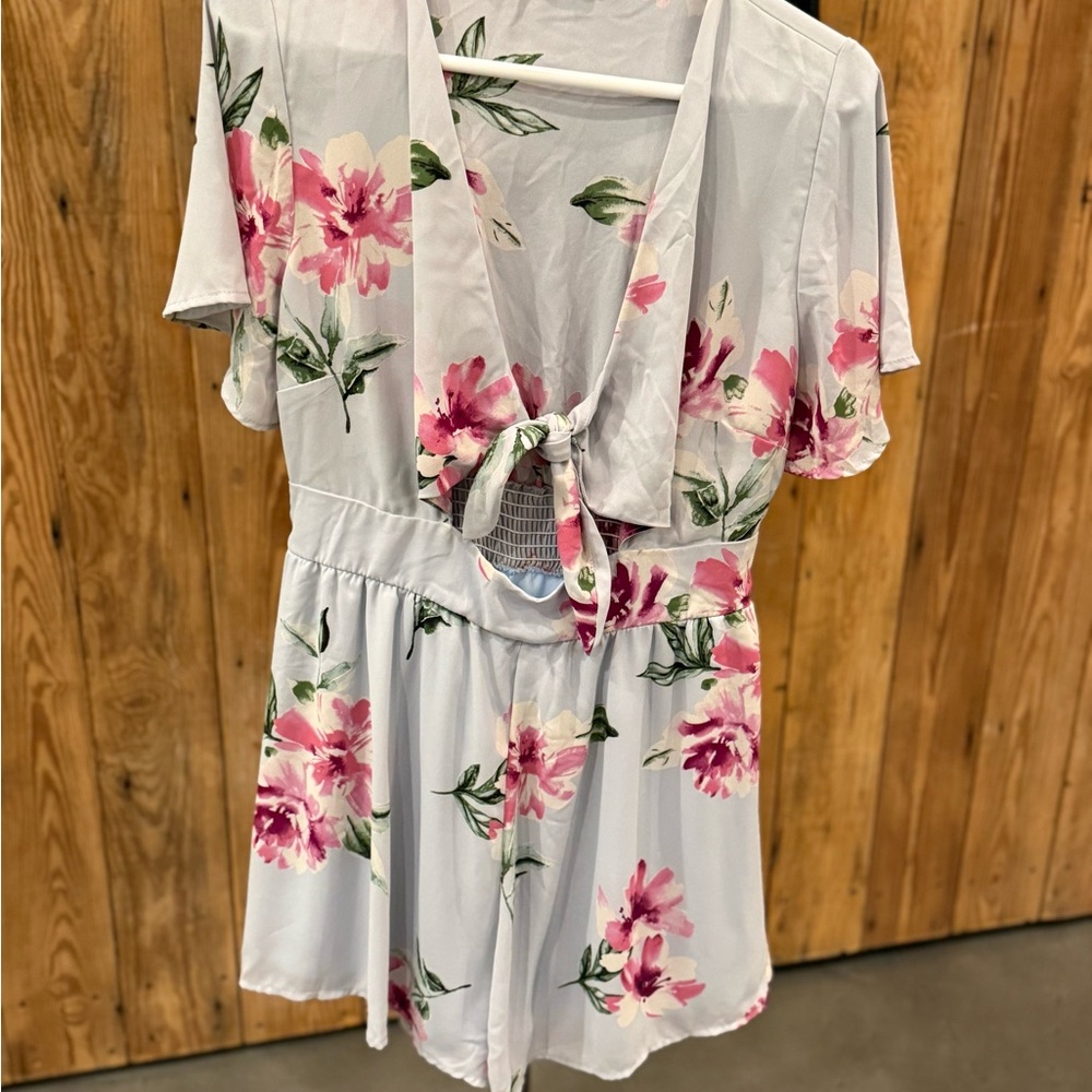 Peach Love California Floral Dress Label with Pink & Green Trim